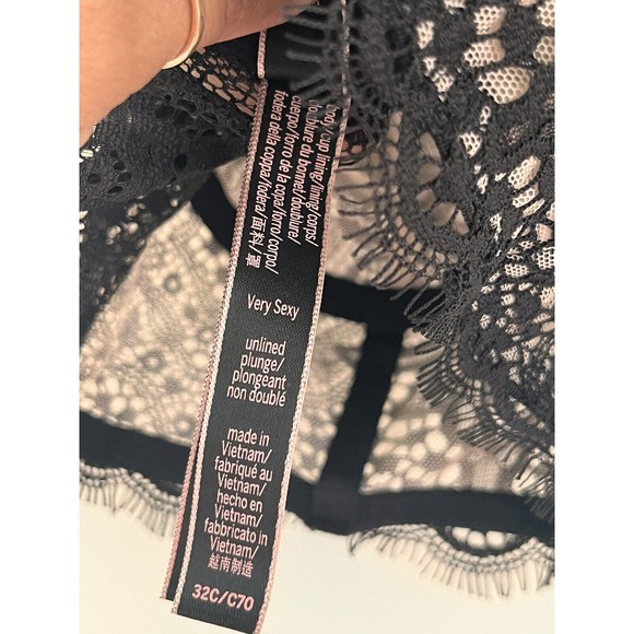 Victorias Secret Very Sexy Unlined Black Plunge Lace Halter Long Line Bra 32C - Picture 7 of 10